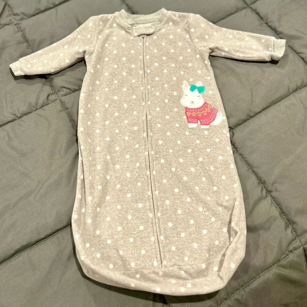 Carter’s Gray Polka Dot Puppy Fleece Sleep Sack 0–9 Months Long Sleeve